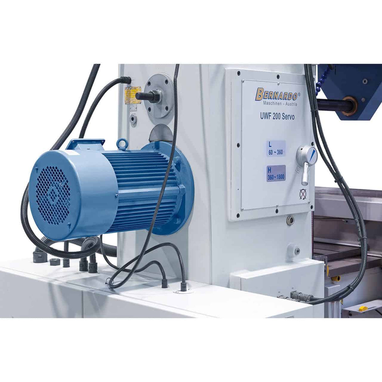 Bernardo UWF 200 Servo-Bohr- und Fräsmaschine