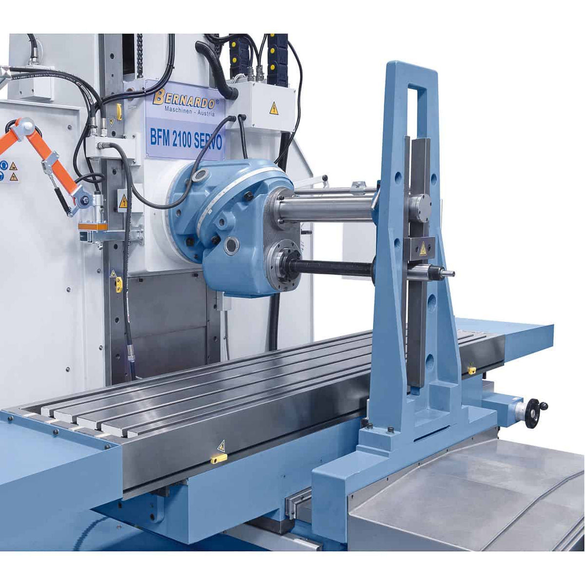 Bernardo BFM 2100 Servo Tischfräsmaschine – 2100 x 500 mm Tisch, ISO 50, 3-Achsen-Digitalanzeige