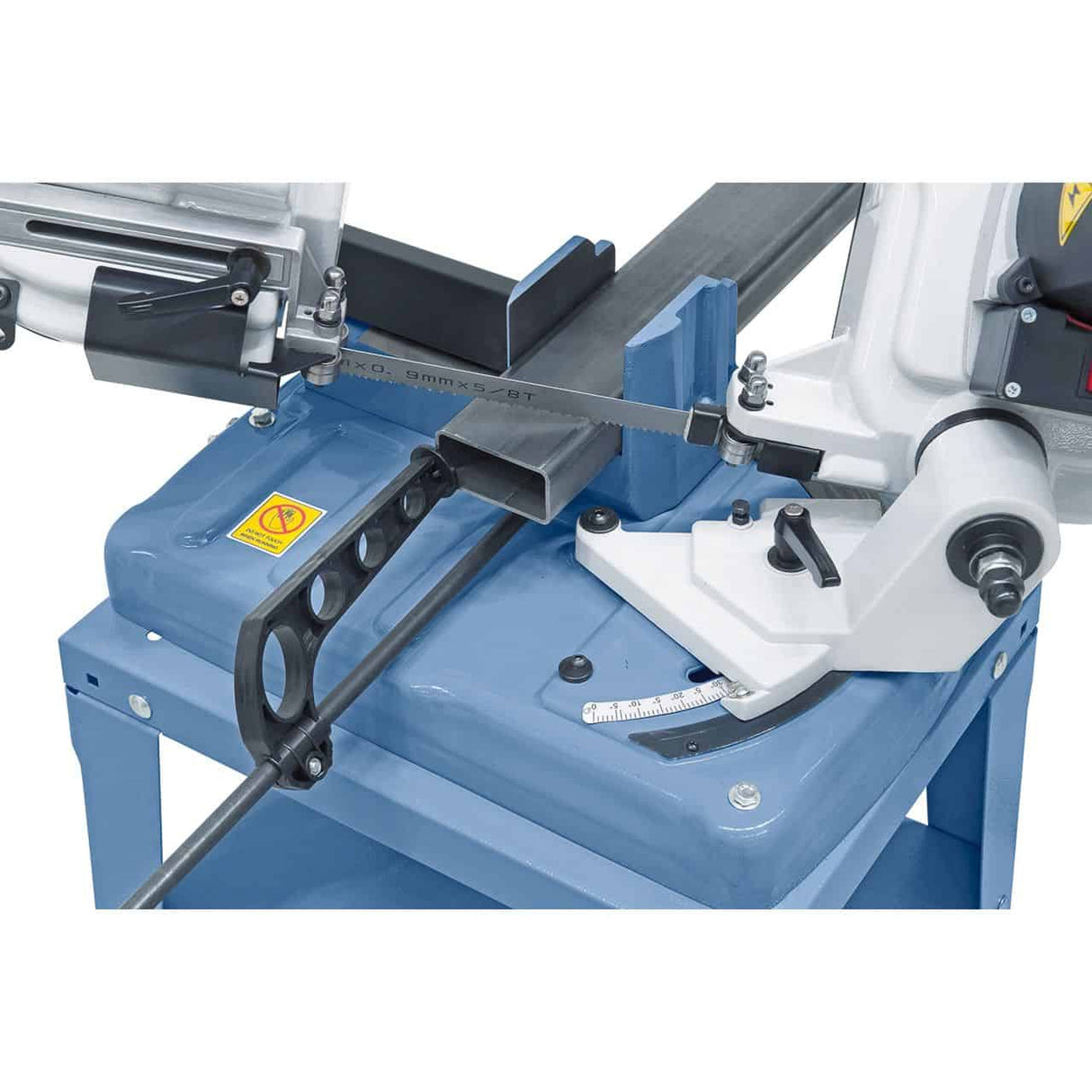 Sega a nastro portatile Bernardo Vario 150 T – 230V, telaio in alluminio pressofuso, taglio Ø 150 mm a 90°, velocità 66-85 m/min