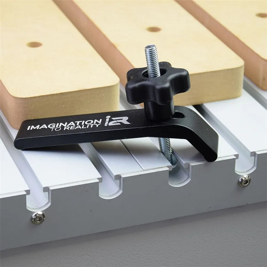 IGM i2R A24 CNC-Pantograph – Arbeitsbereich 610 × 1.220 mm