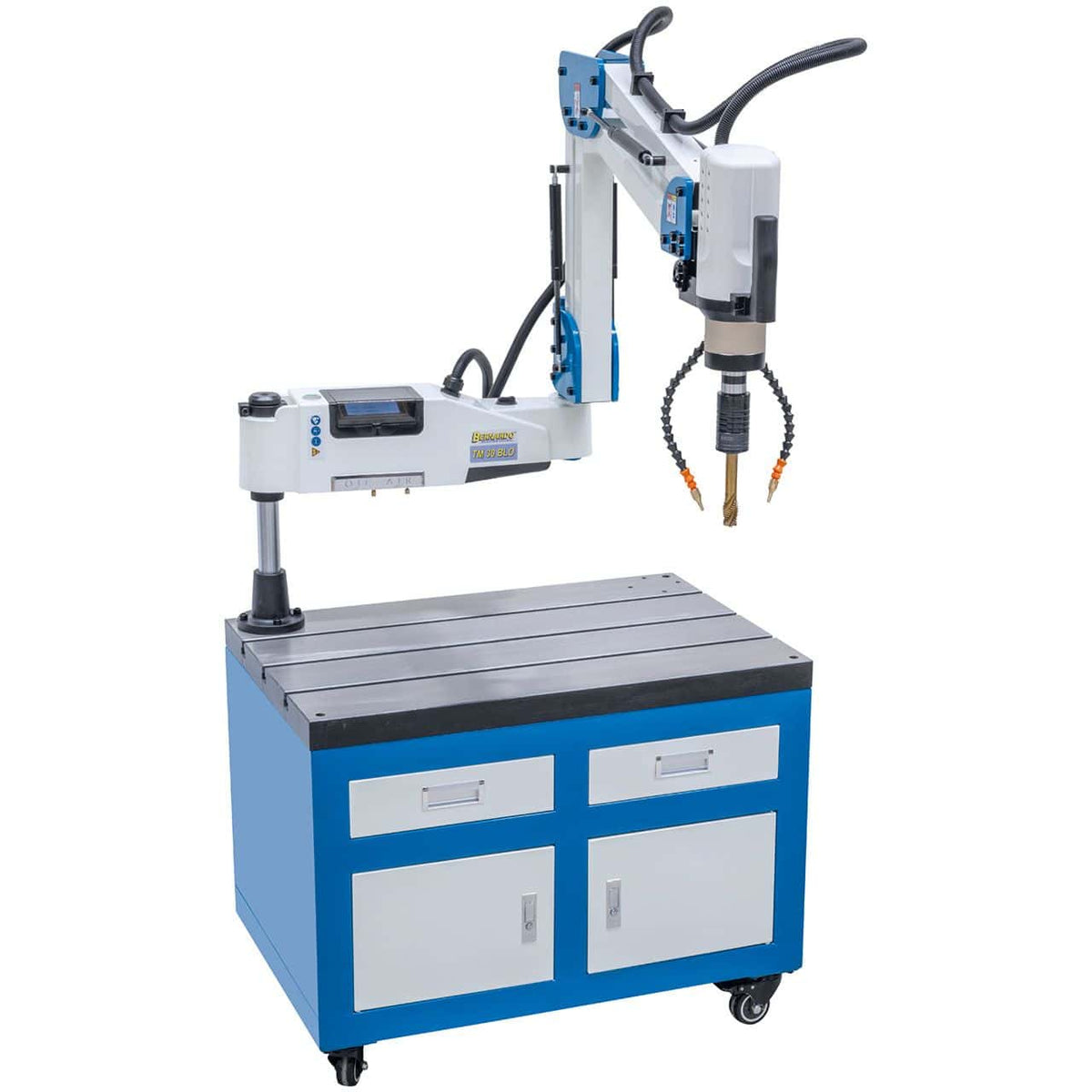 Bernardo Filettatrice elettrica TM 30 BLO / R 1700 con braccio snodato 1700 mm, touchscreen digitale, sistema micro-spray e mandrino rapido di sicurezza.