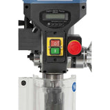 Bernardo BM 16 Vario / 400 V Tischbohrmaschine mit variabler Drehzahl und Laser – Bohrer Ø 16 mm, MT 2 Kegel, Drehzahl 400–1950 U/min, digitale Drehzahl- und Hubanzeige, 0,55 kW 400-V-Drehstrommotor, Gewicht 46 kg