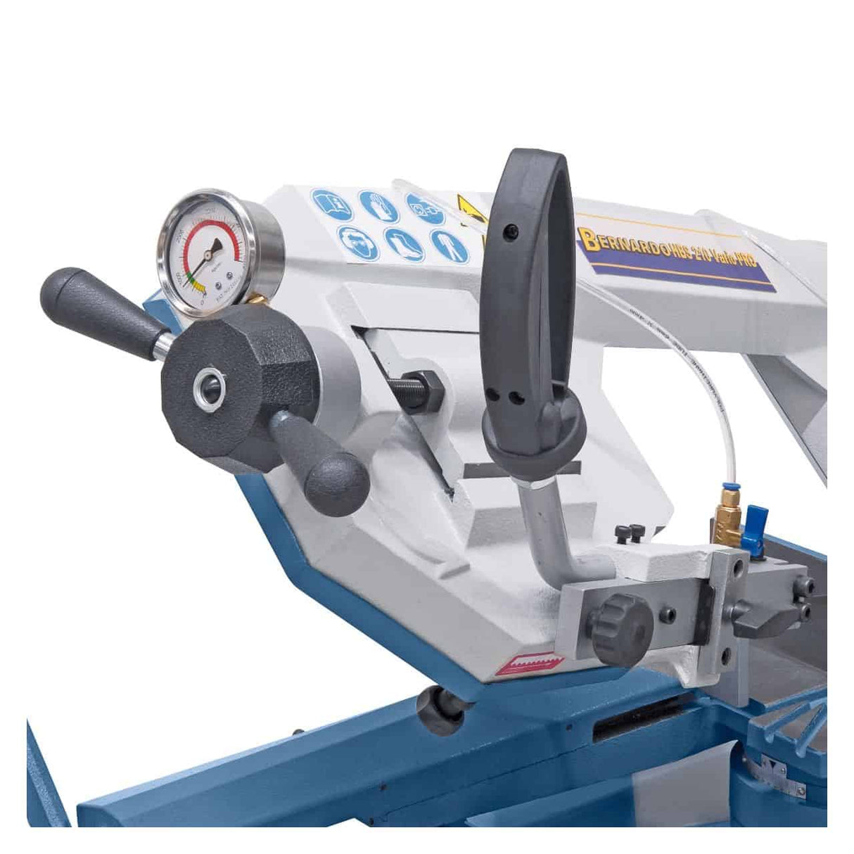 Sega a nastro orizzontale Bernardo HBS 210 Vario PRO – capacità Ø 170 mm su tondi a 90°, velocità taglio 0-90 m/min variabile, motore 1,5 kW, 230V monofase, peso 145 kg