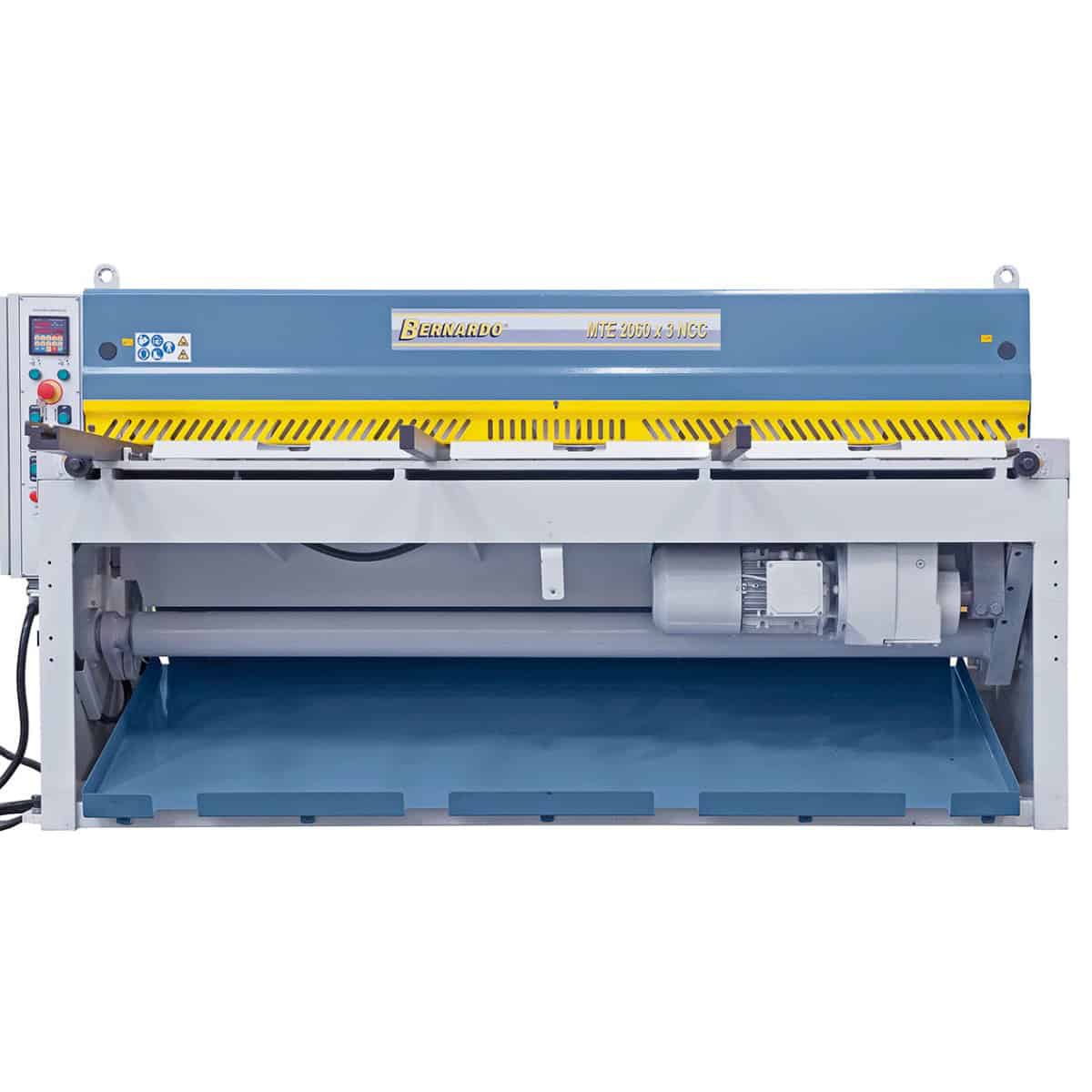 Bernardo MTE 2060 x 3 mm NCC – Motorisierte Guillotine-Schere