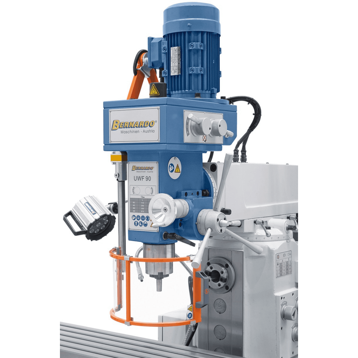 Bernardo UWF 90-1270 Universalfräsmaschine – ISO 40, Doppelspindel, 1270 × 280 mm Tisch, 0,85/1,5 kW Vertikalmotor, 3-Achsen-Digitalanzeige