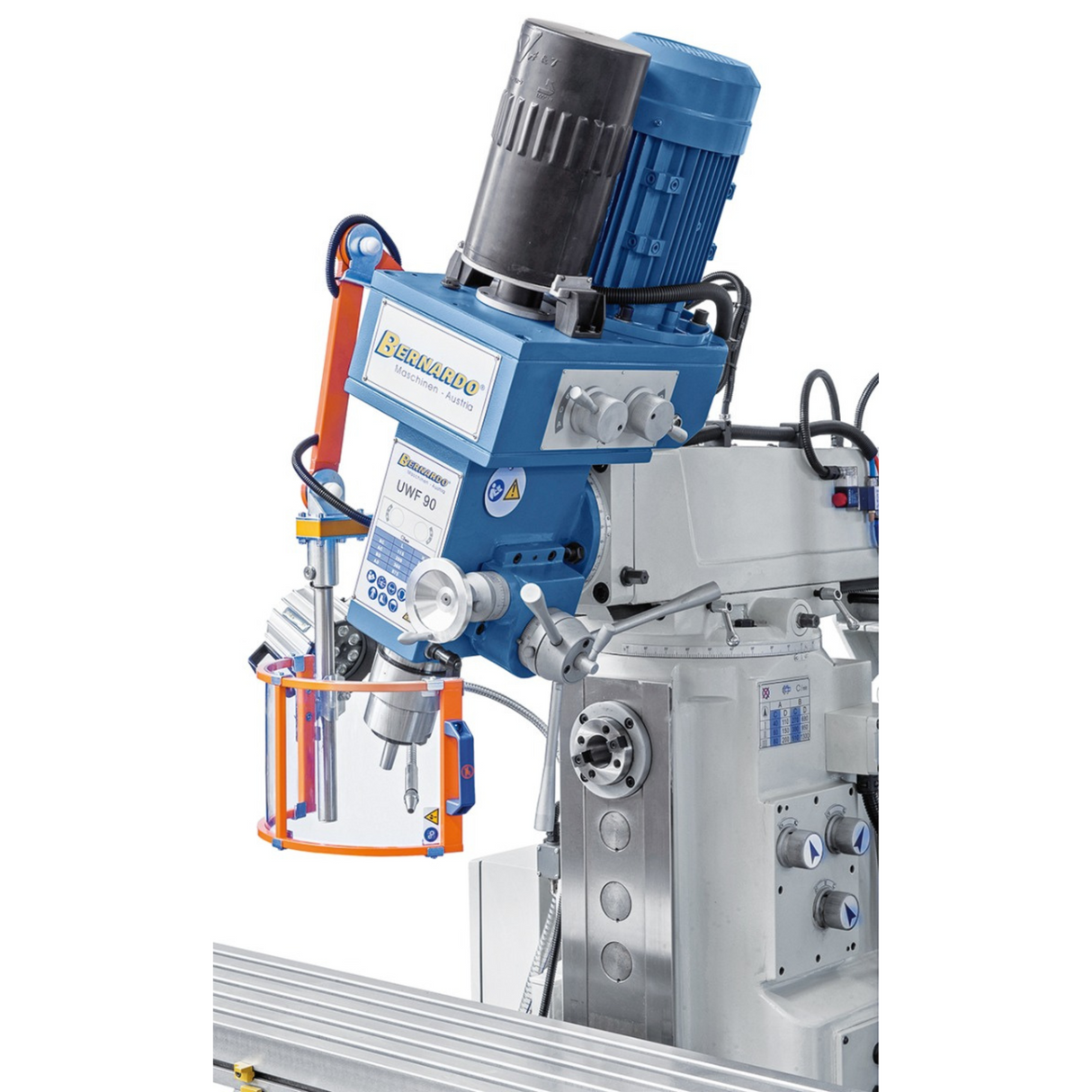 Bernardo UWF 90-1270 Universalfräsmaschine mit Digitalanzeige ES-12 H + pneumatischer Spannvorrichtung DIN 2080 – Tisch 1.270 × 280 mm, ISO 40, vertikale + horizontale Spindeln, 1,5 + 2,2 kW Motor, Gewicht 1.300 kg