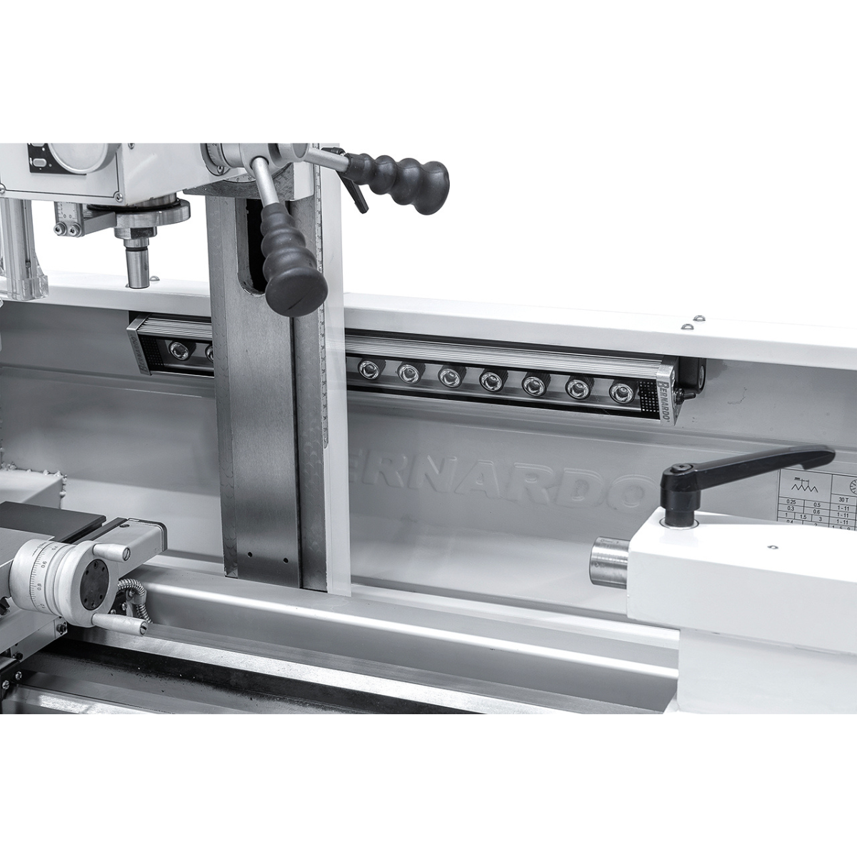 Bernardo Proficenter 650 G Metalldreh- und Fräsmaschine mit 2-Achs-Digitalanzeige