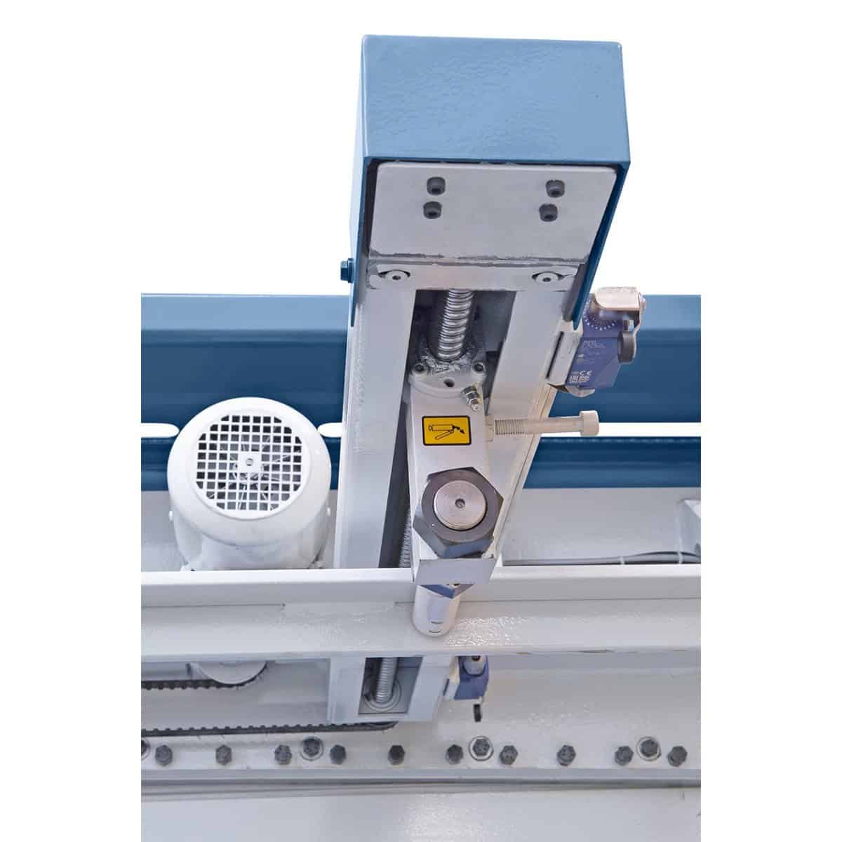 Bernardo MTE 2060 x 3 mm NCC – Motorisierte Guillotine-Schere