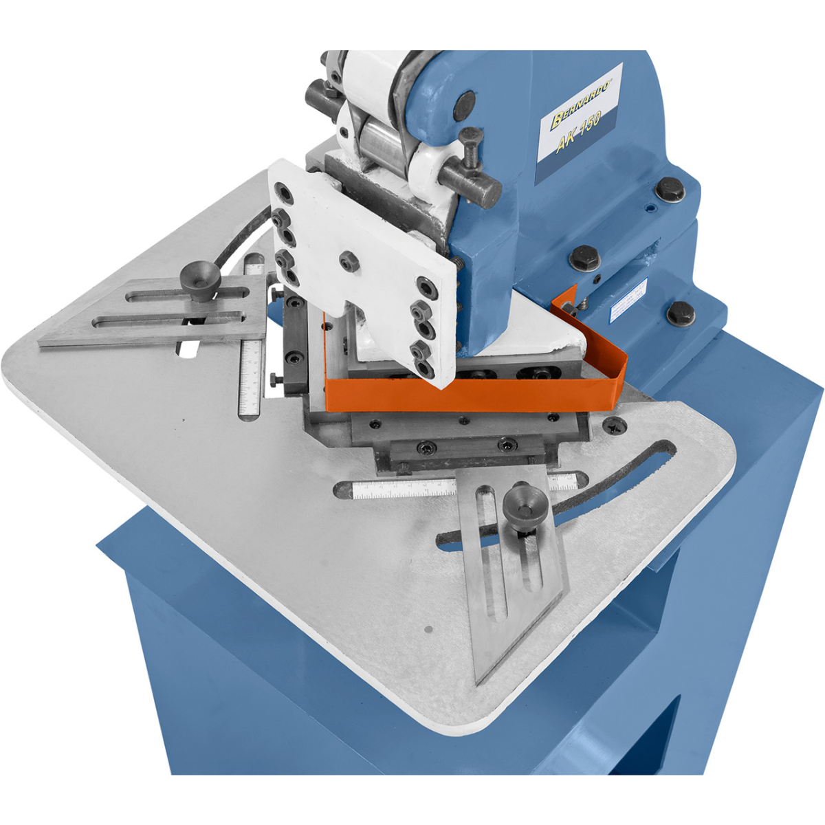 Bernardo AK 150 Manuelle Blechausklinkmaschine
