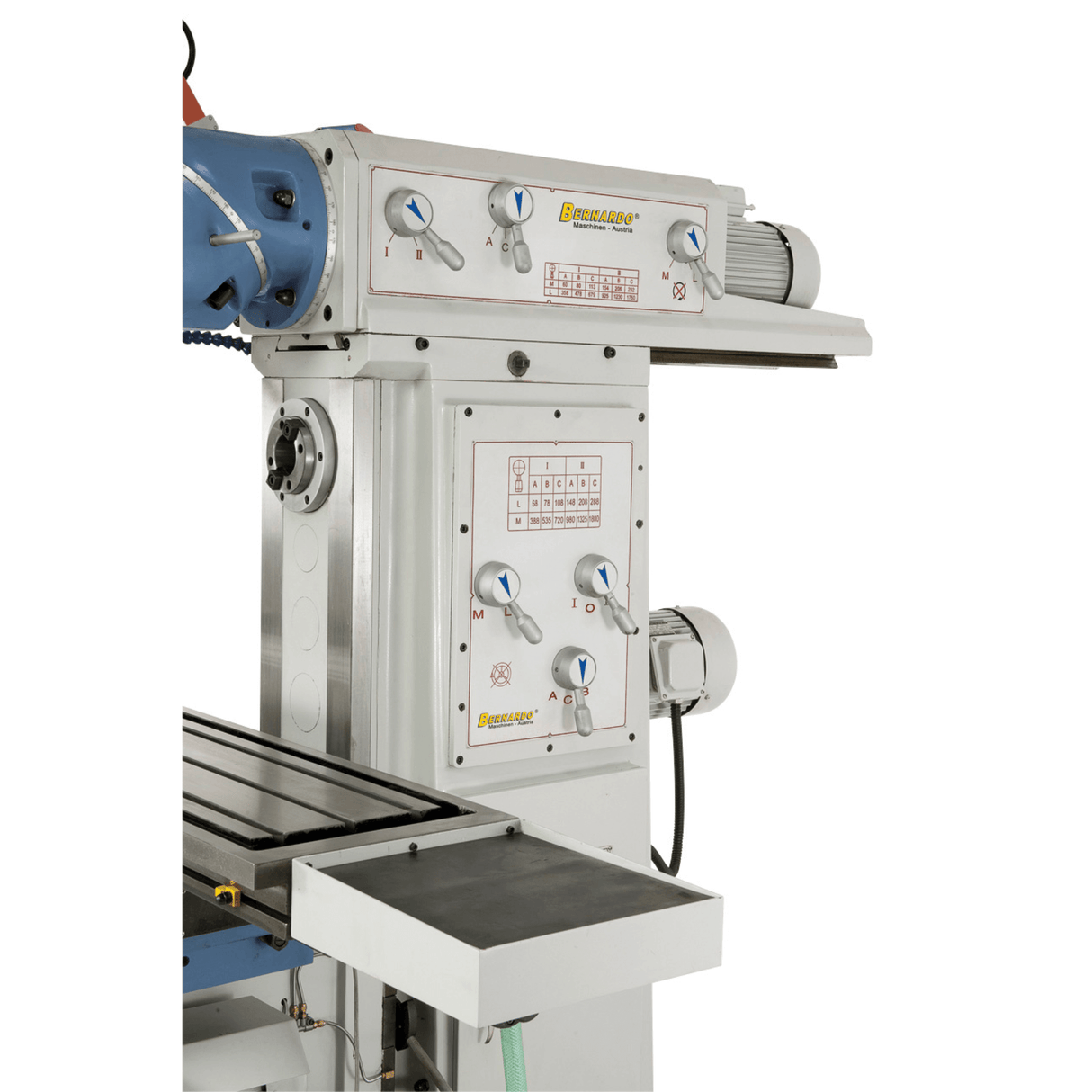 Bernardo UWF 150 Universalfräsmaschine – Spitzenmodell, ISO 50, Doppelspindel, 1650 x 360 mm Tisch, 4-kW-Motoren, 3-Achsen-Digitalanzeige