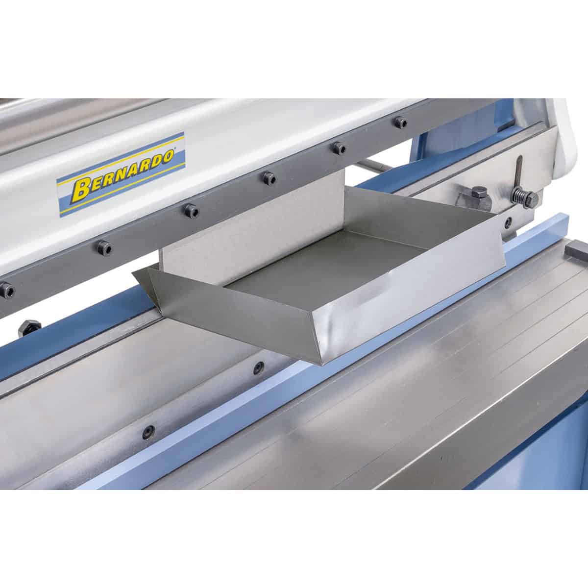 Bernardo 3-in-1 1320 Scher- und Biegemaschine