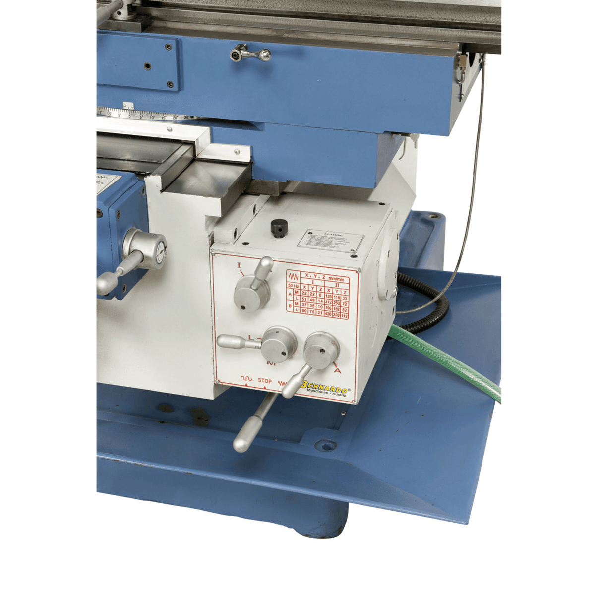 Bernardo UWF 150 Universalfräsmaschine – Spitzenmodell, ISO 50, Doppelspindel, 1650 x 360 mm Tisch, 4-kW-Motoren, 3-Achsen-Digitalanzeige