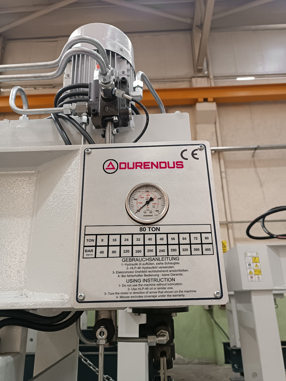 Pressa per lamiera Durendus Serie DW Pressa Idraulica 80 Ton con cilindro Scorrevole