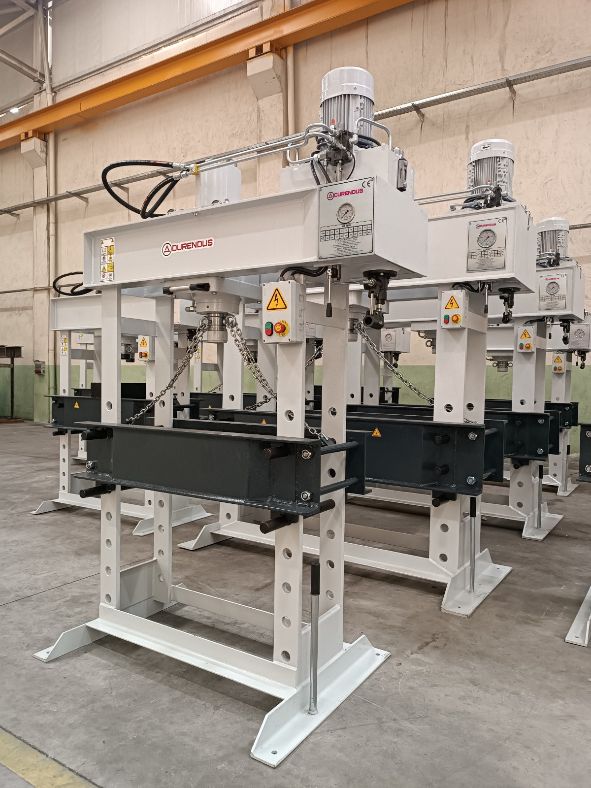 Pressa per lamiera Durendus Serie DW Pressa Idraulica 80 Ton con cilindro Scorrevole