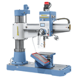 Trapano radiale Bernardo RD 1600 Servo con touchscreen, calcolo automatico velocità/avanzamento, servomotori per mandrino e bussola, capacità di foratura fino a 50 mm.