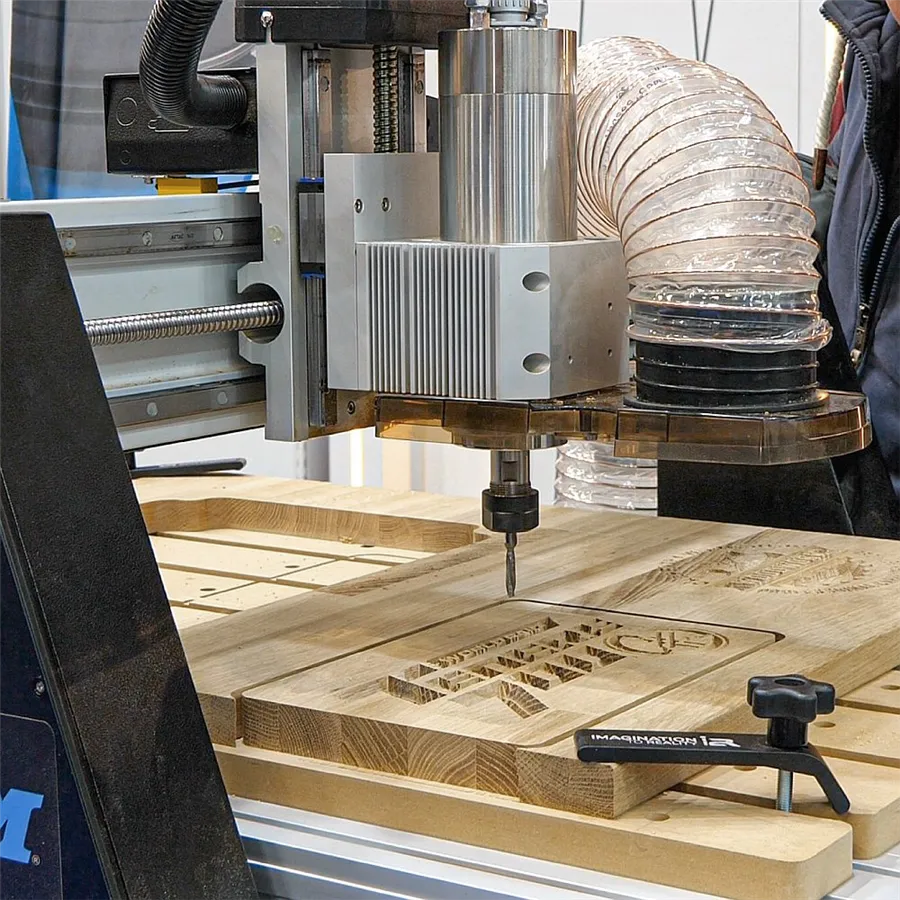 IGM i2R A24 CNC-Pantograph – Arbeitsbereich 610 × 1.220 mm