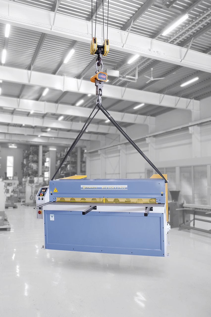 Bernardo CW 3000 Hakendynamometer – Wiegen von hängenden Lasten bis zu 3.000 kg, Genauigkeit ±1 kg, LED-Anzeige, Gerätegewicht 15 kg