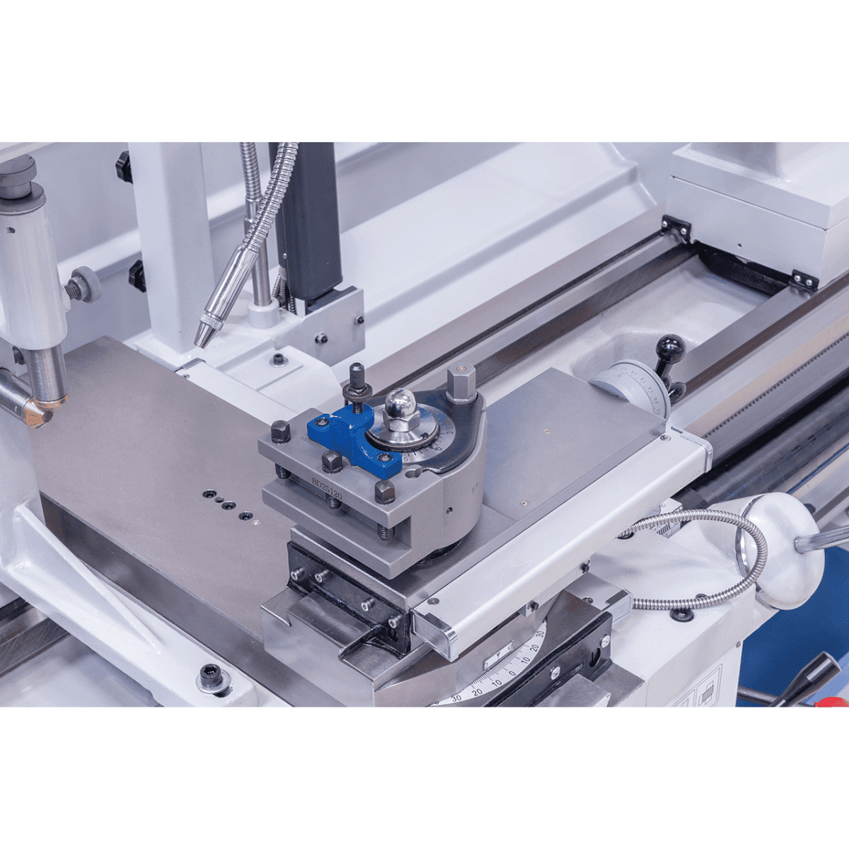 Bernardo Solid 460 x 1500 Pro Metalldrehmaschine mit 3-Achsen-Digitalanzeige