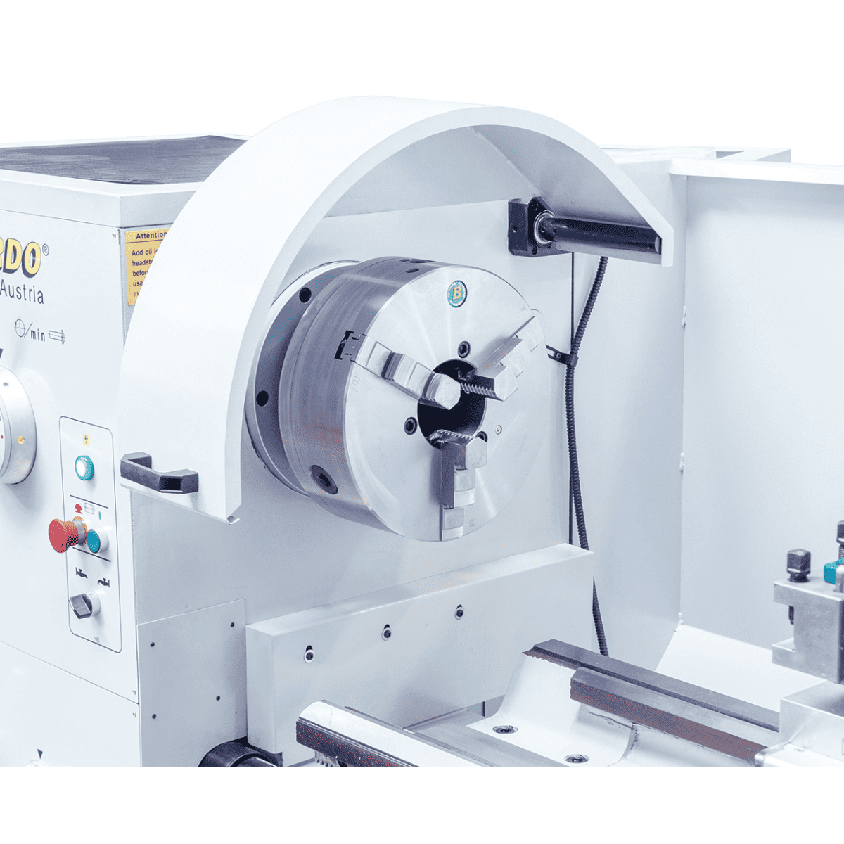 Bernardo Goliath 660 x 1000 Metalldrehmaschine mit 3-Achsen-Digitalanzeige