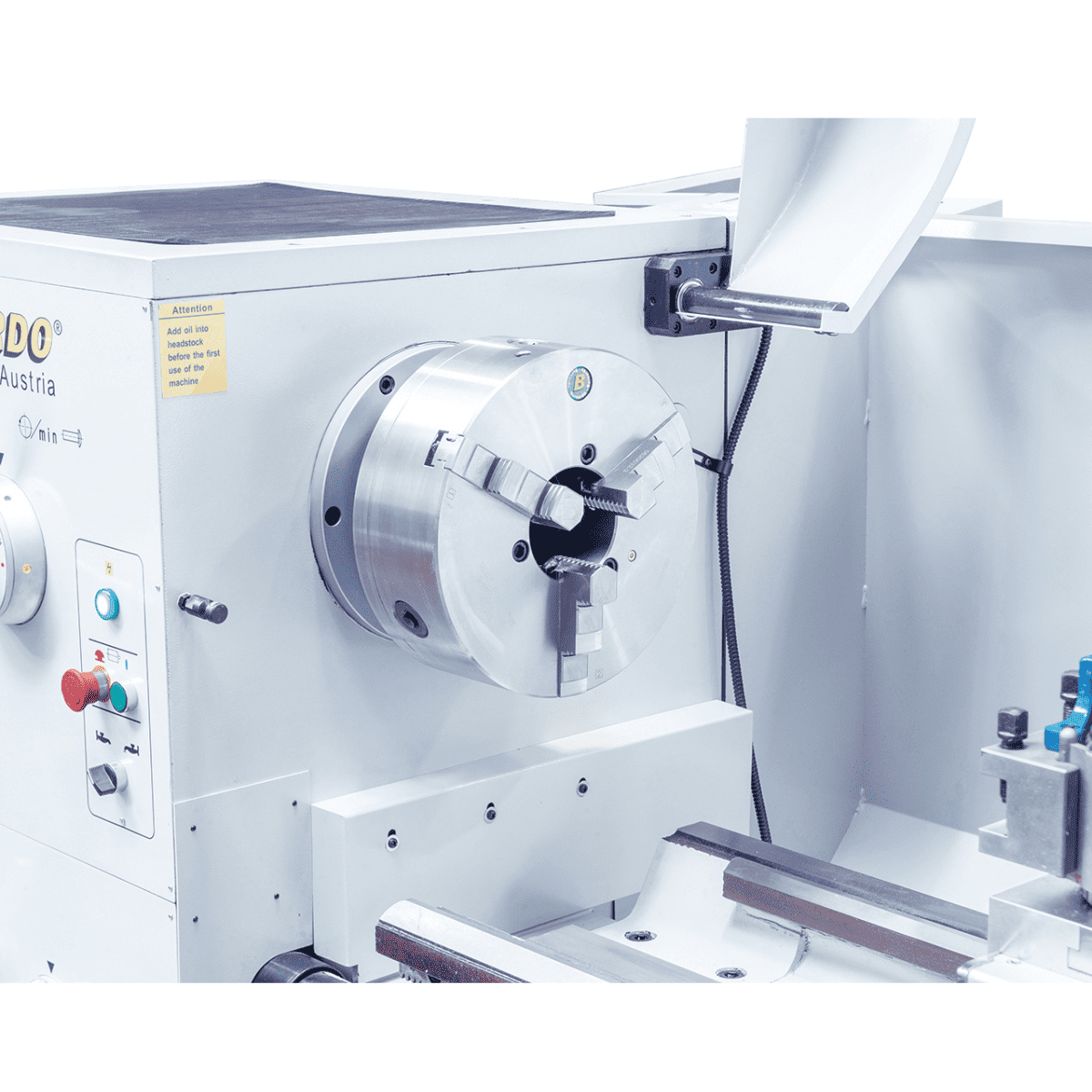Bernardo Goliath 660 x 1000 Metalldrehmaschine mit 3-Achsen-Digitalanzeige