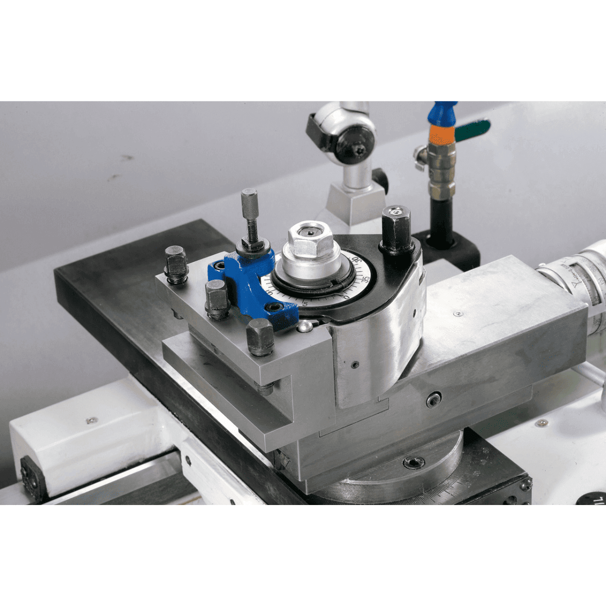 Bernardo Master 400 x 1000 Metalldrehmaschine mit 3-Achsen-Digitalanzeige