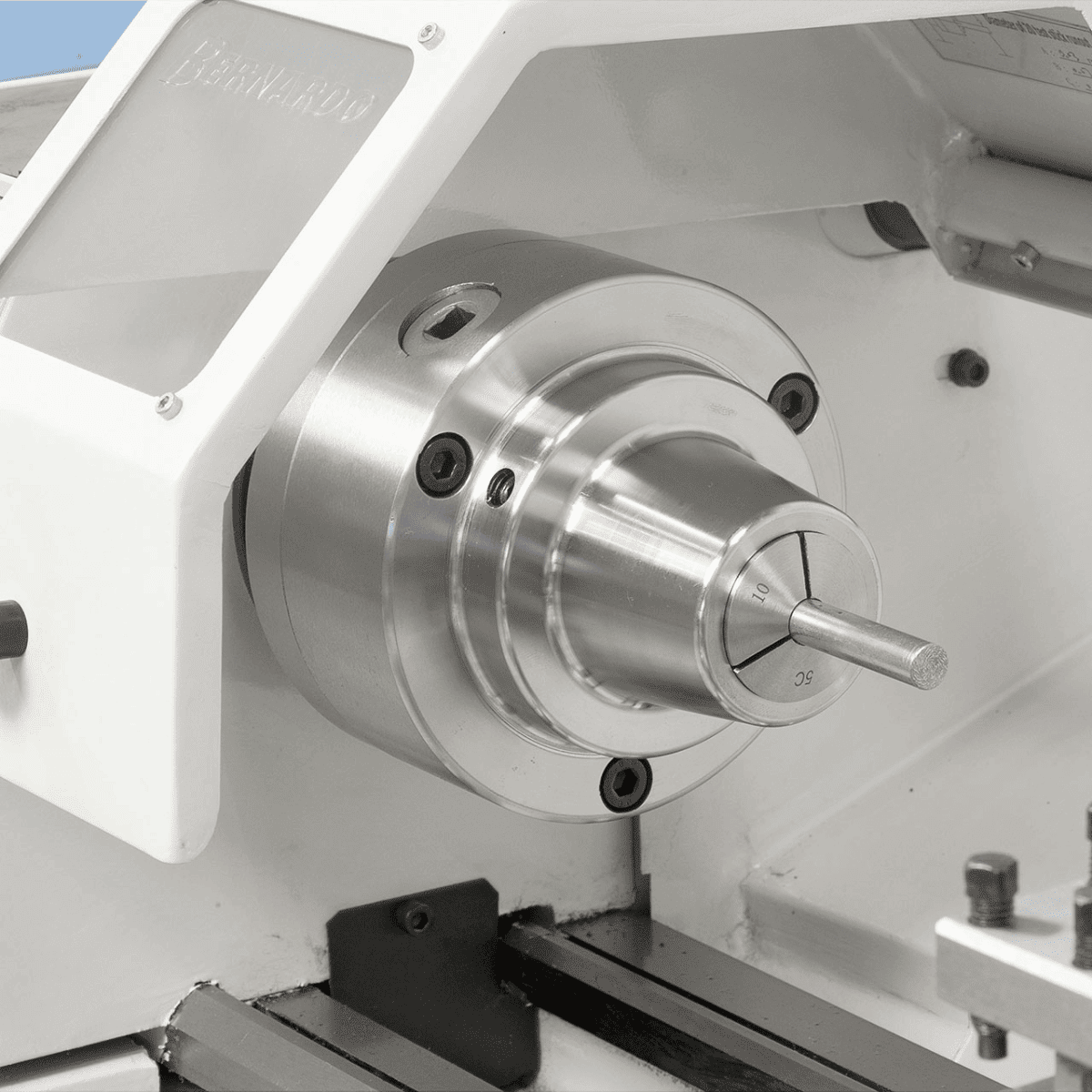 Bernardo Master 360 Pro Metalldrehmaschine mit 3-Achsen-Digitalanzeige ES-12 V