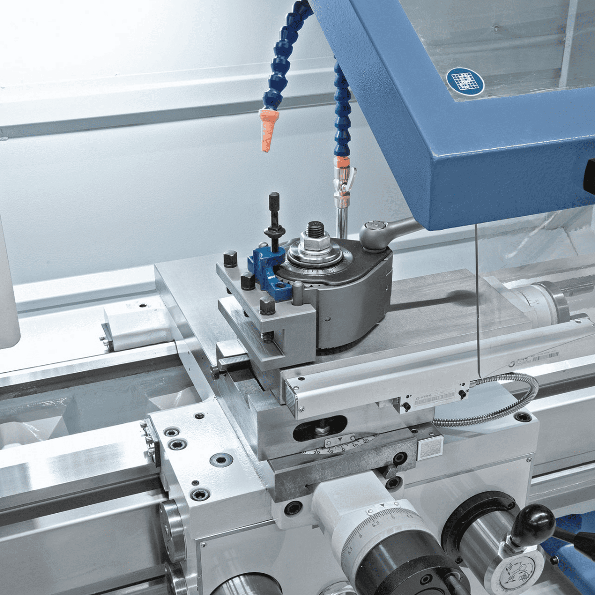 Bernardo Compact 400 Metalldrehmaschine mit 3-Achsen-Digitalanzeige ES-12 V