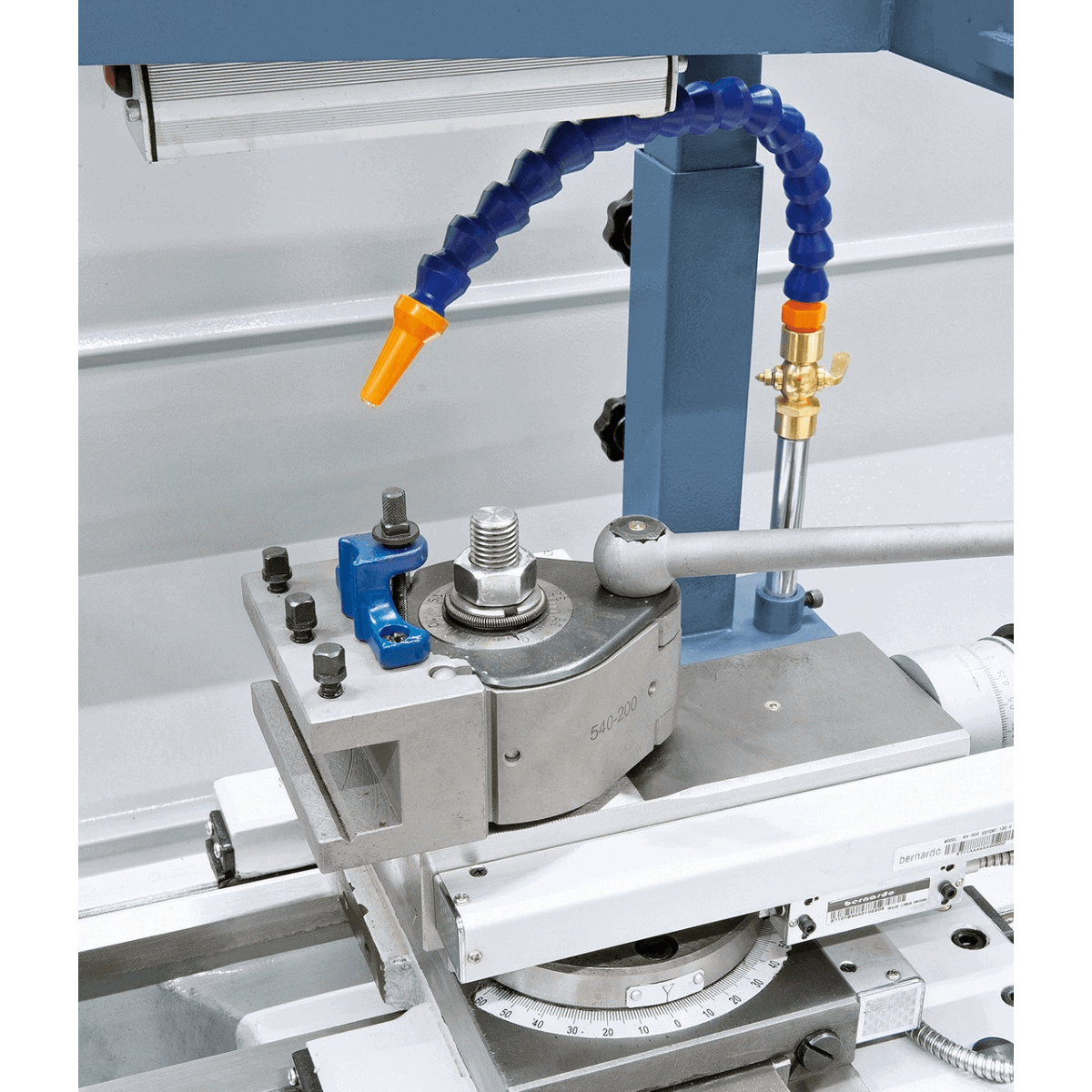 Bernardo Master 400 Top-Drehmaschine mit 3-Achsen-Digitalanzeige ES-12 V