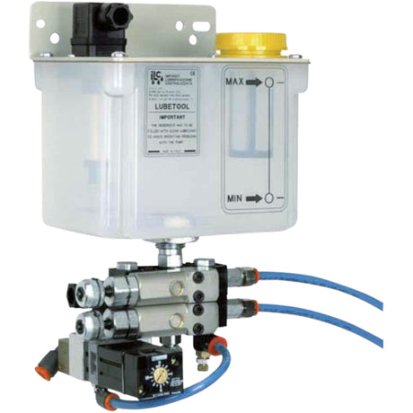 Sistema di lubrificazione a minima quantità Flott con pompa dosatrice e ugello micro-fine, compatibile con macchine 30–40 Plus.