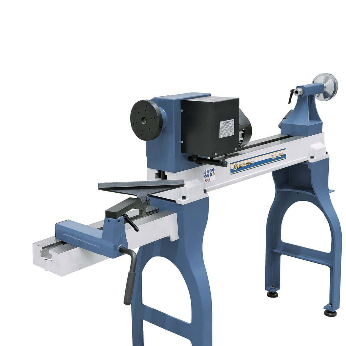 Bernardo HCL 620 Holzdrehmaschine – 620 mm Spitzenweite (bis zu 1200 mm mit Verlängerung), Ø 400 mm am Bett, Spindel M33 × 3,5, 1,1 kW 230 V Einphasenmotor, Delta-Frequenzumrichter, LED-Anzeige, Gewicht 150 kg