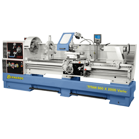 Tornio parallelo pesante Bernardo TITAN 800 x 3000 Vario con distanza punte 3000 mm, foro mandrino 105 mm e accessori completi inclusi.